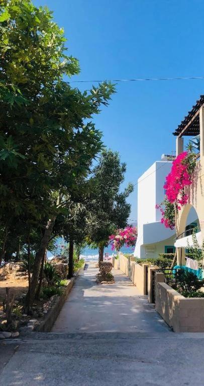 Haraki Memories Beach Studios Exterior foto